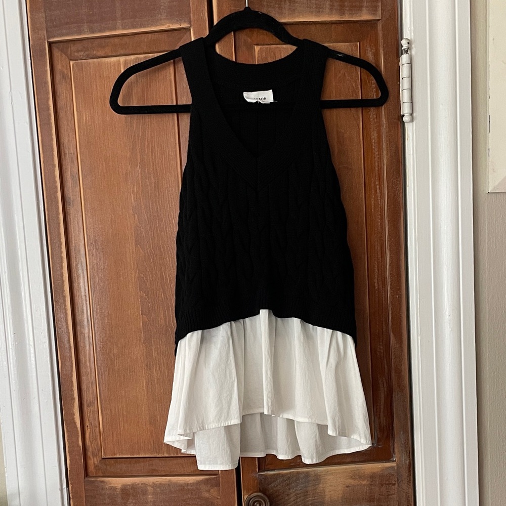Heyson Black Knit Top